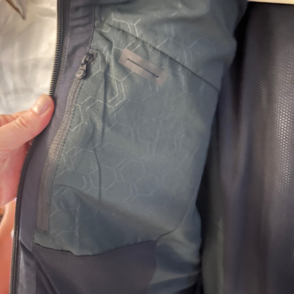 Women's Black Klim Jacket - Picture 8 of 9